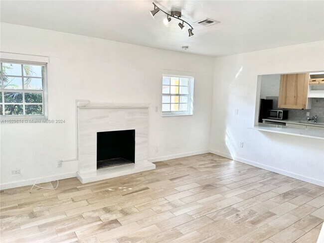 Foto del edificio - 406 SE 11th Ct