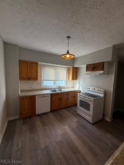 Foto del edificio - 1336 Thoreau Rd