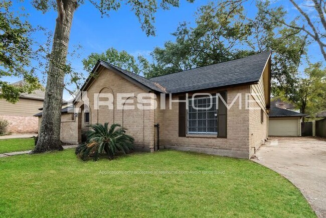 Foto del edificio - 1619 Castlerock Drive