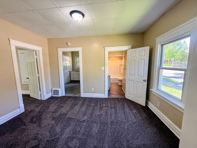 Foto del edificio - Two bedroom one bathroom mobile home for rent