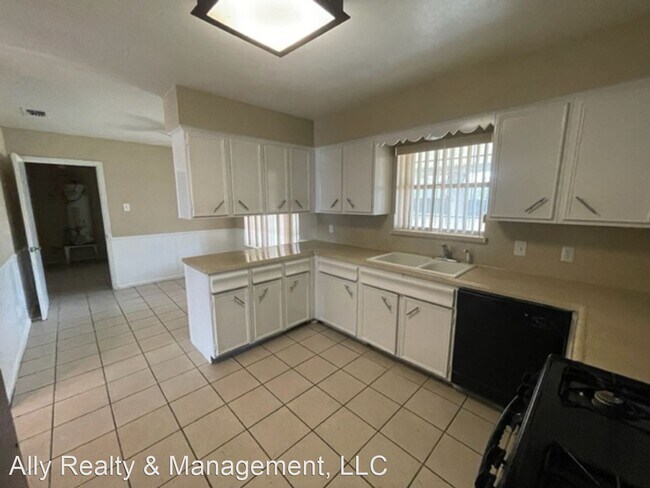 Building Photo - 3 br, 1 bath House - 2711 Walkeetka