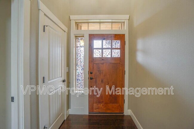 Building Photo - 1506 S Dusky Dr