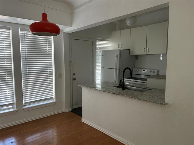 Foto del edificio - 5305 Reiger Ave