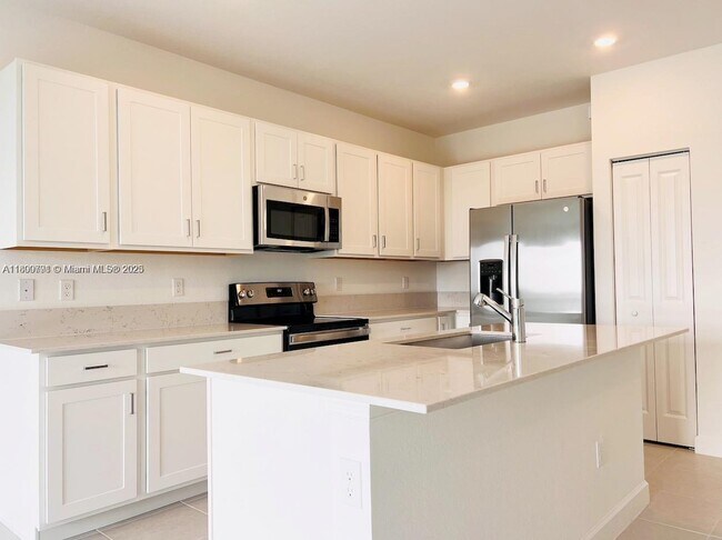 Foto del edificio - 204 SE Woodbark St