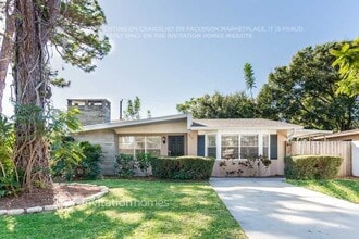 Building Photo - 4315 19th Ave W