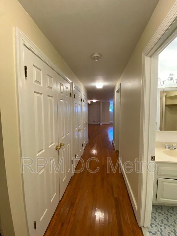 Foto del edificio - 514 E St NE