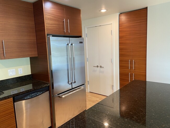 Foto del edificio - 1830 NW Riverscape St