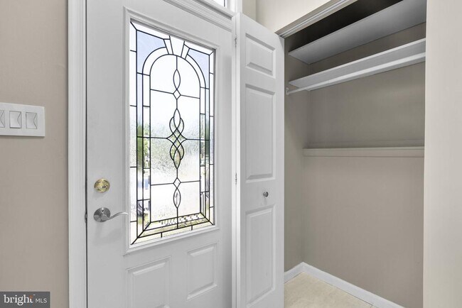 Foto del edificio - 13250 Custom House Ct