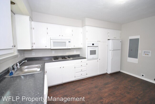 Building Photo - 2813-2815 Kulman Pl