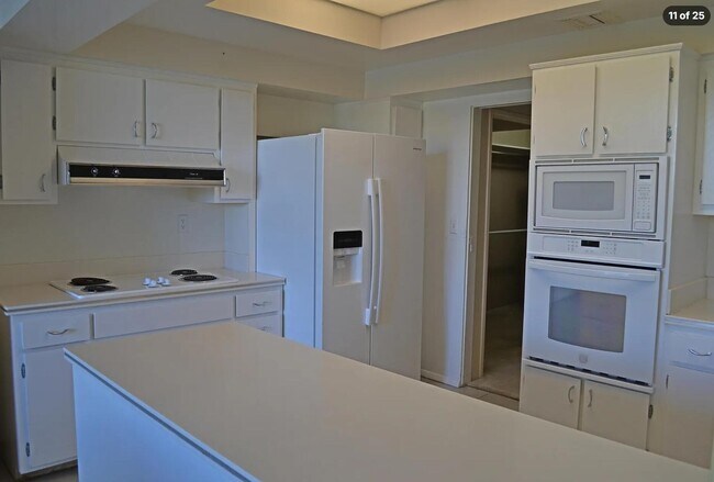 Foto del edificio - 910 Island Dr