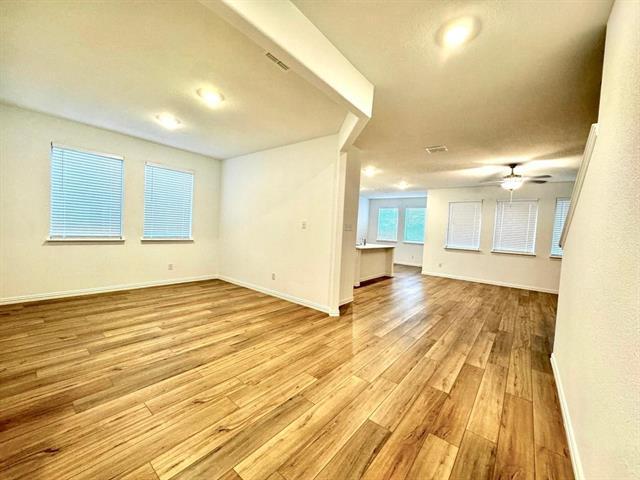 Building Photo - 1012 Longleaf Ln