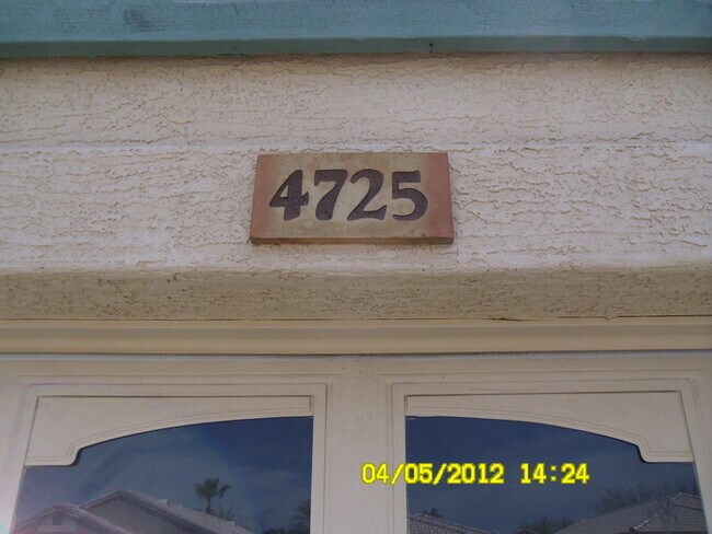Foto del edificio - 3 Bed 2 Bath in Most Desired Ahwatukee