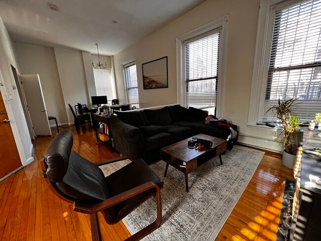 Building Photo - 242 Shawmut Ave