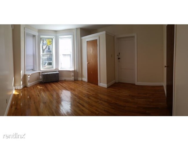 Foto del edificio - 2 br, 1 bath House - 888 New York Ave