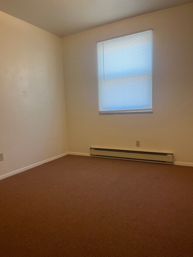 675 Portis St, Ste Genevieve, MO 63670 Apartments in Ste Genevieve