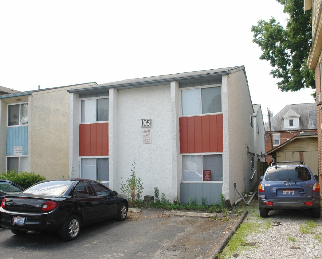 Primary Photo - 105 W 8th Ave