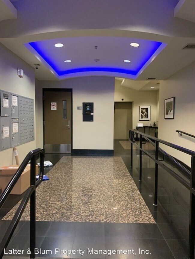 Building Photo - 2 br, 2 bath House - 450 John Churchill Ch...
