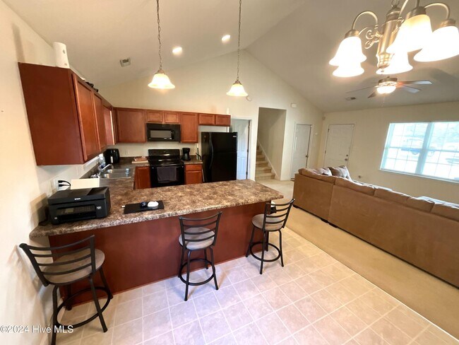 Building Photo - 203 Michel Ct