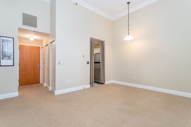 Entrance - 85 McKinley Ave
