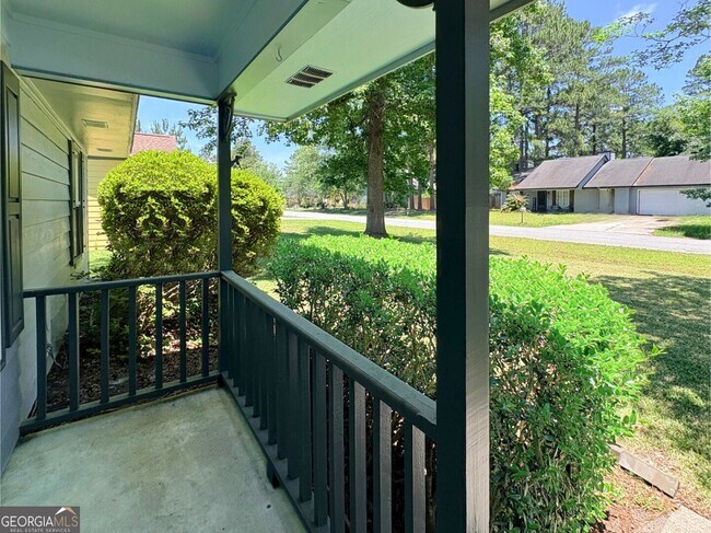 Building Photo - 204 Merriwood Cir