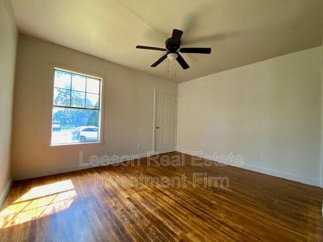 Foto del edificio - 545 Wyche St