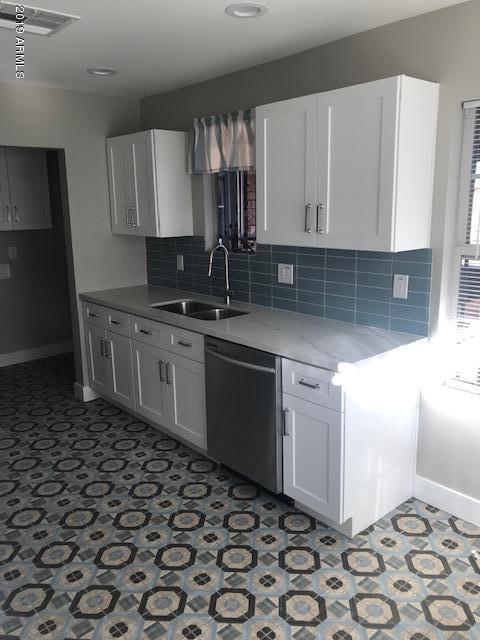 Foto del edificio - 1914 W Holly St