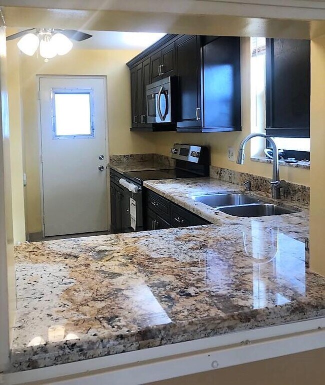 Foto del edificio - 2309 S Cypress Bend Dr