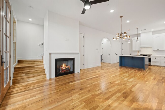 Building Photo - 4621 S 47th St