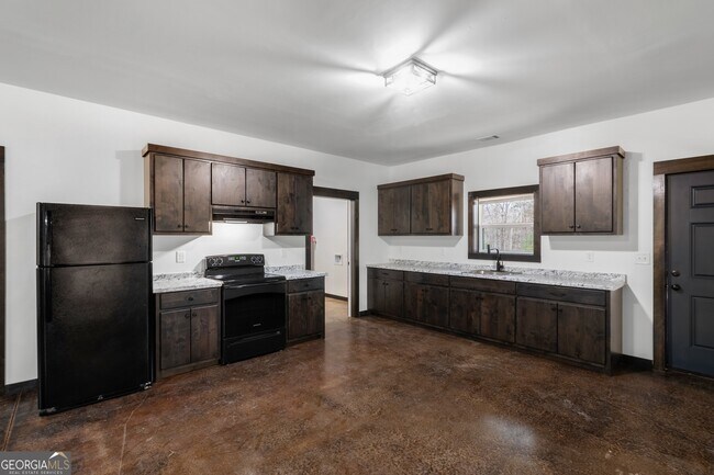 Foto del edificio - 620 Stiles Rd