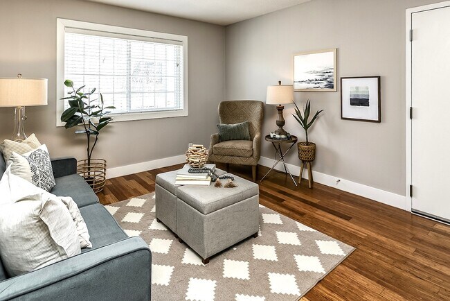 Foto del edificio - 3074 Mason Street, Unit 1