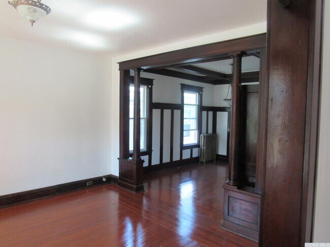 Building Photo - 160 Green St