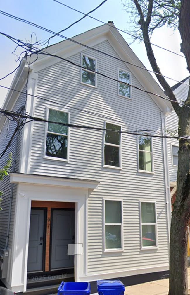 Building Photo - 97 Trenton St