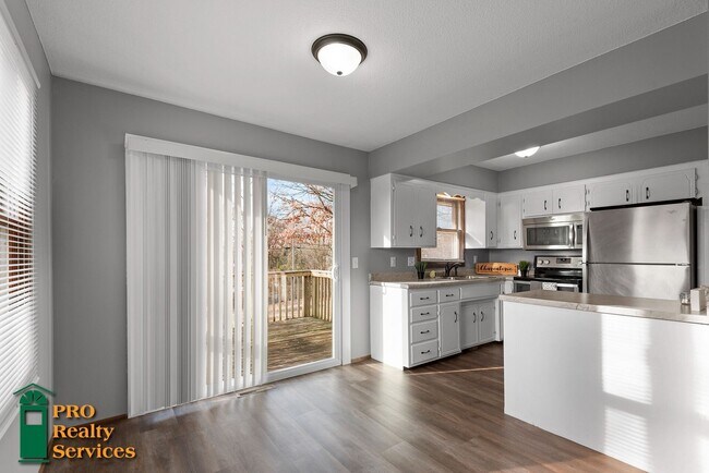 Foto del edificio - 3 Bedroom House in Oakdale