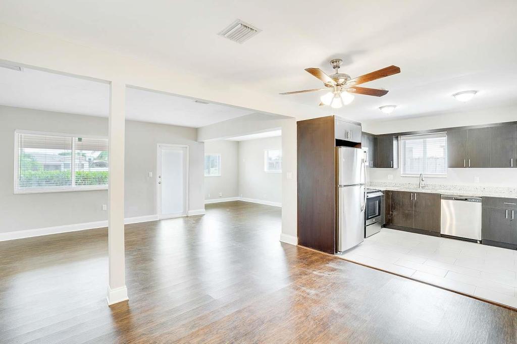 Foto principal - 7421 Normandy St