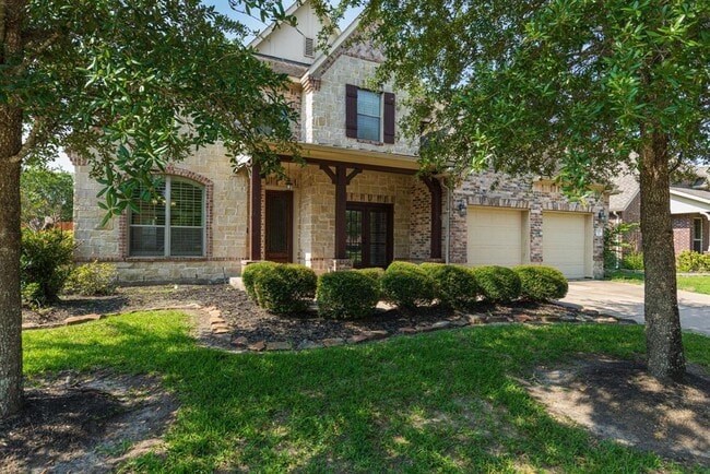Building Photo - 17303 Quiet Shores Dr