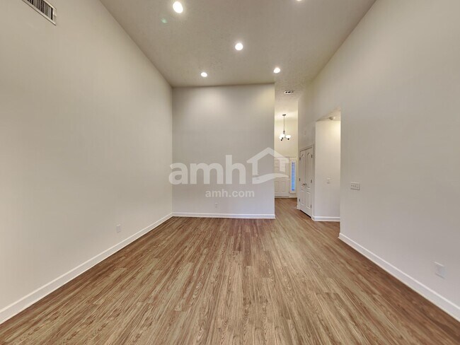 Foto del edificio - 929 Morning Rd