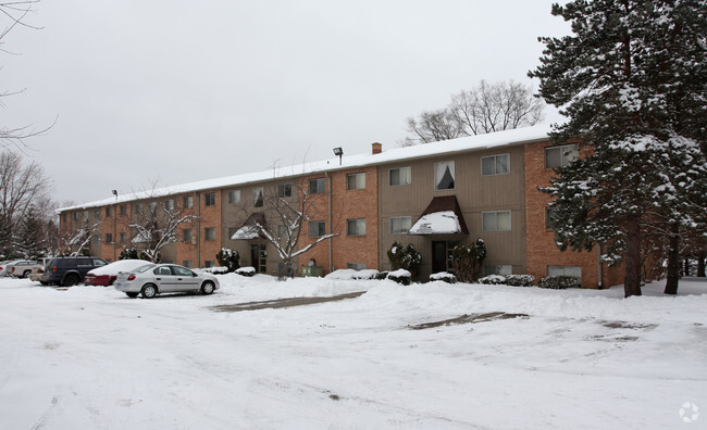 Building Photo - Ridgeway Apartments