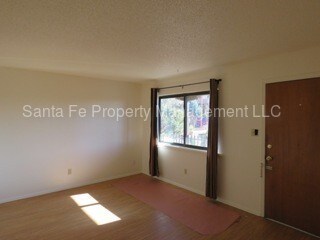 Foto del edificio - 302 Artist Rd