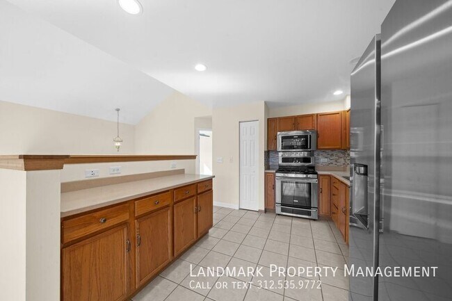 Building Photo - 24644 John Adams Dr