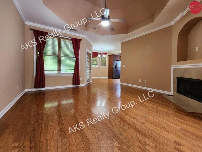 Building Photo - 5020 Melrose Way
