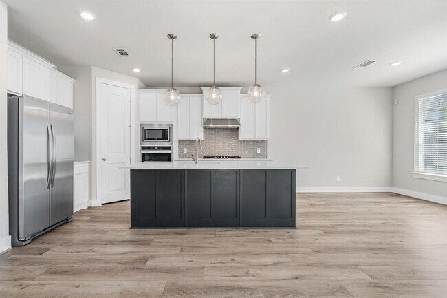 Building Photo - 24911 Berwick Bay Ct