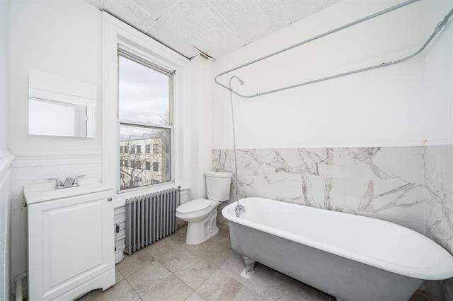 Foto del edificio - 289 Forrest St