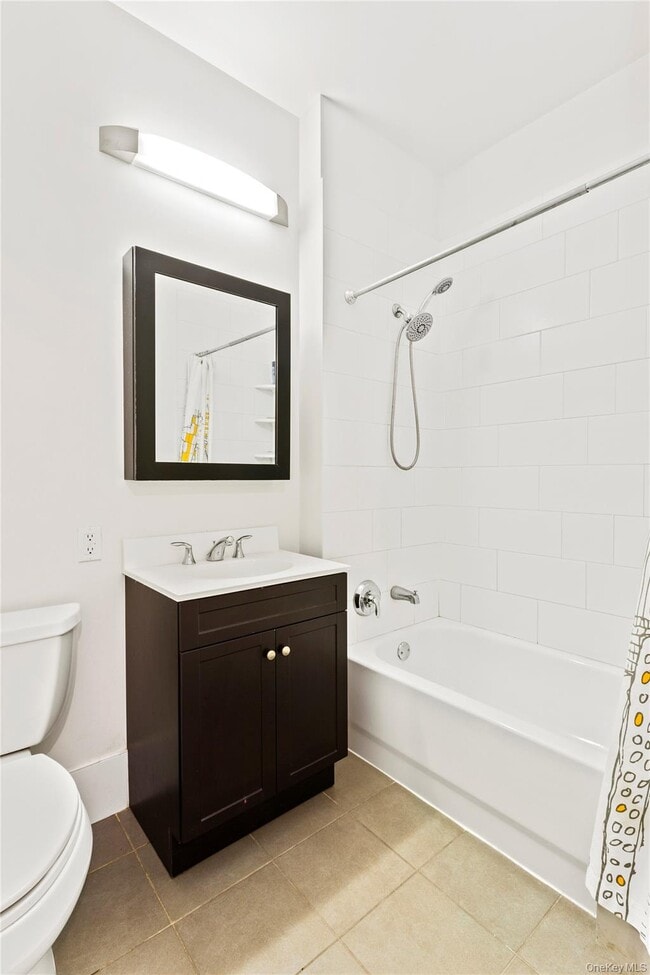 Foto del edificio - 220 W 148th St