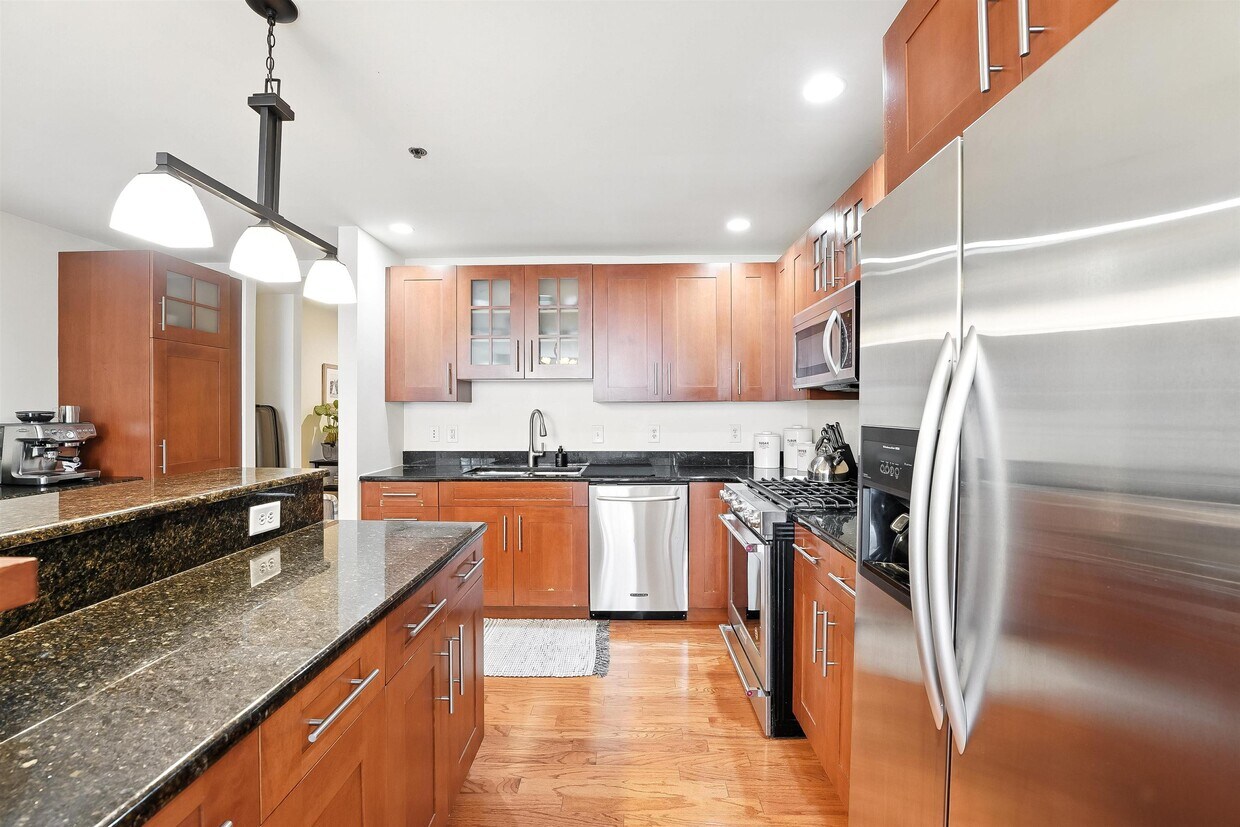 Foto principal - 1025 Maxwell Ln