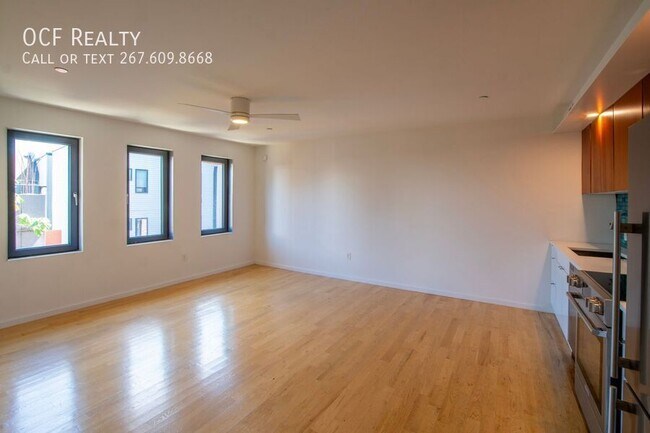 Foto del edificio - 152 W Laurel St