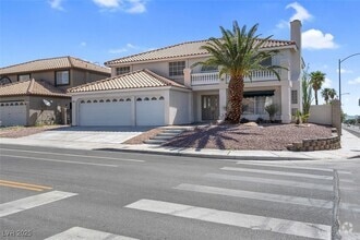 Building Photo - 3604 N Campbell Rd