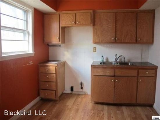 Foto del edificio - 2 br, 1 bath House - 4822 Woodend Avenue