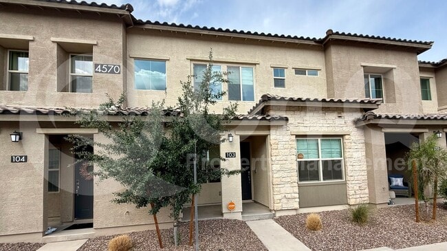 Building Photo - 4570 S Renaissance Dr