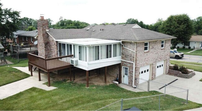 Foto del edificio - 484 Cromwell Way