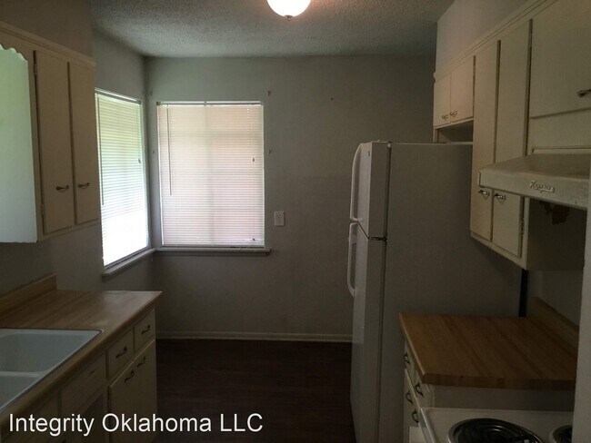 Building Photo - 2 br, 1 bath House - 2536 SW 52nd Street